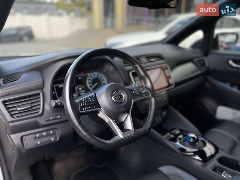 Хетчбек Nissan Leaf 2019 в Києві