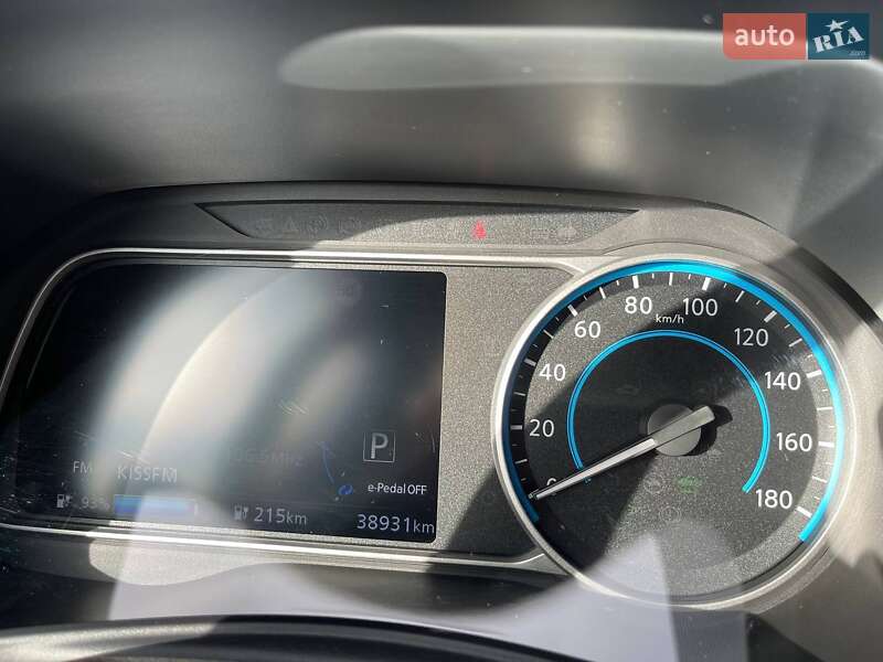 Хетчбек Nissan Leaf 2019 в Києві
