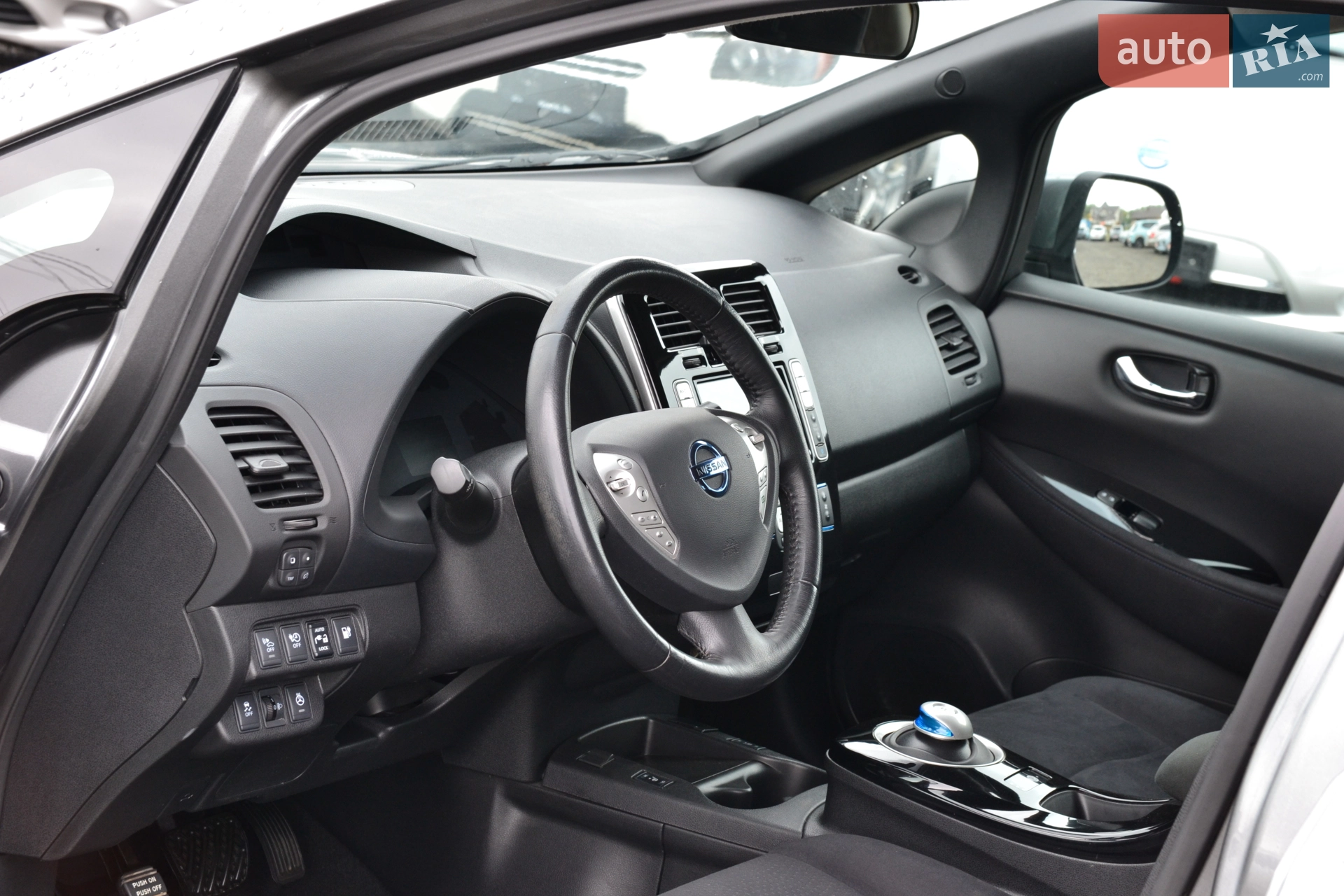 2016 Nissan Leaf - мініатюра 16