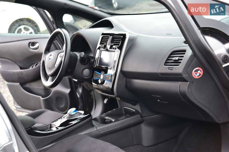 Хэтчбек Nissan Leaf 2016 в Луцке фото 23 Хэтчбек Nissan Leaf 2016 в Луцке