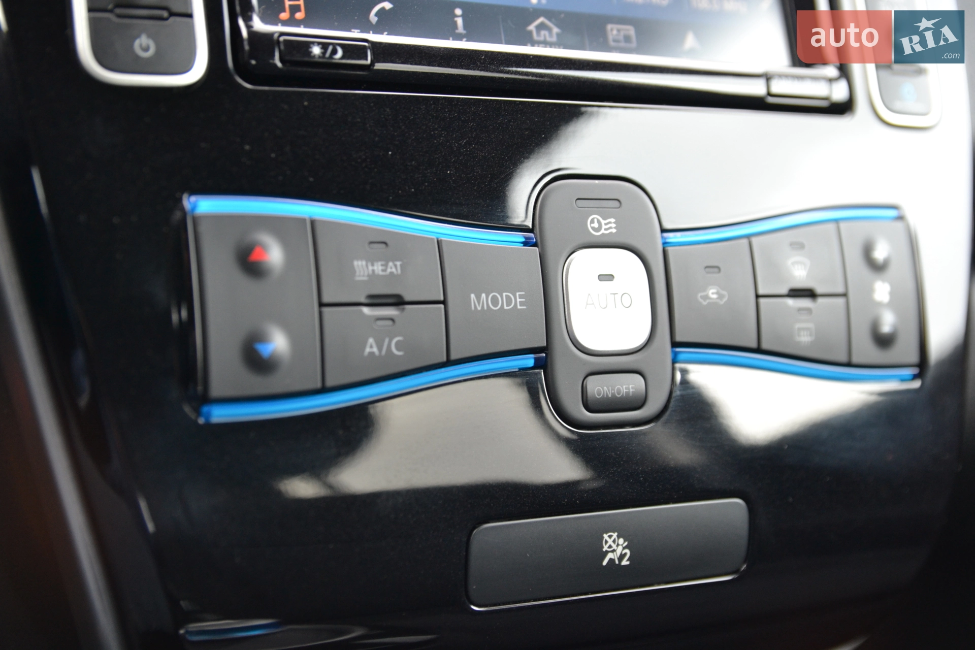 2016 Nissan Leaf - мініатюра 28