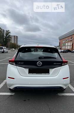 Хэтчбек Nissan Leaf 2018 в Броварах