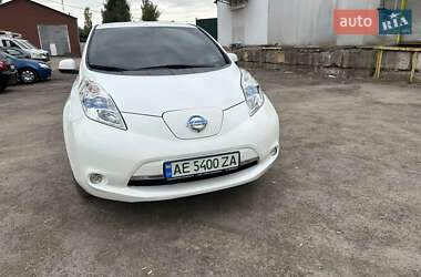 Хэтчбек Nissan Leaf 2014 в Кривом Роге