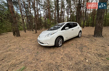 Хэтчбек Nissan Leaf 2014 в Кривом Роге