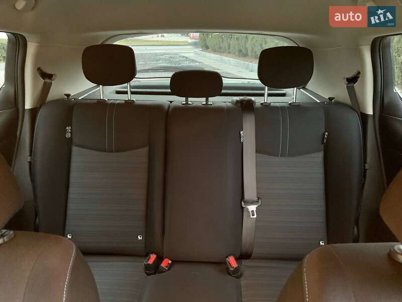 Хетчбек Nissan Leaf 2020 в Дніпрі