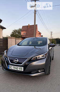 Хэтчбек Nissan Leaf 2021 в Львове