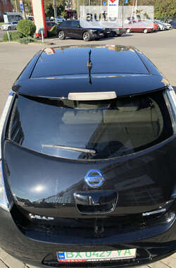 Хэтчбек Nissan Leaf 2012 в Хмельницком