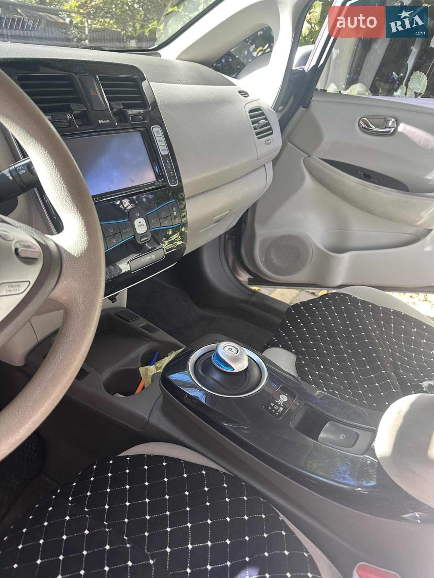 2011 Nissan Leaf - мініатюра 6