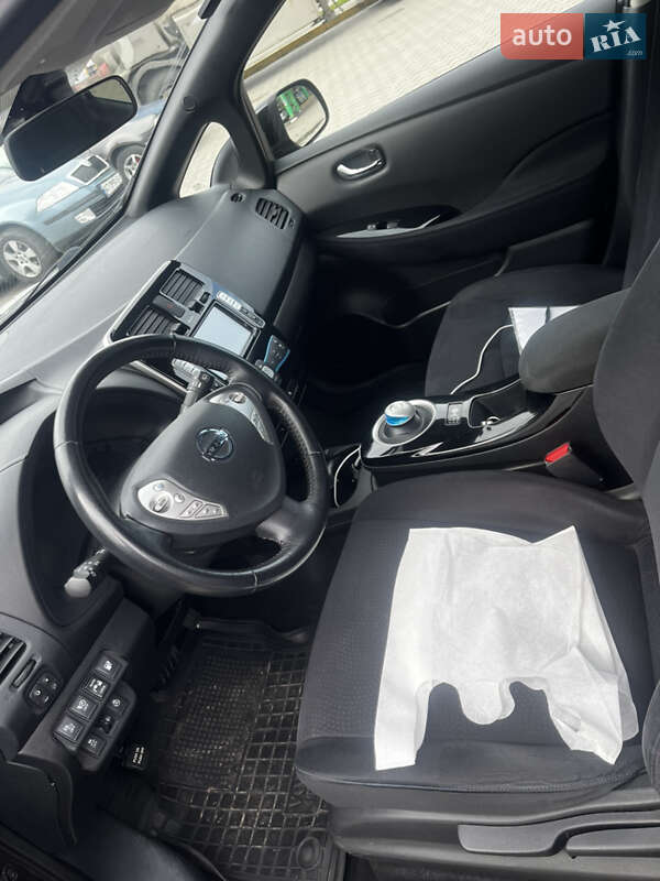 Nissan Leaf 2014