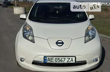 Хэтчбек Nissan Leaf 2014 в Днепре