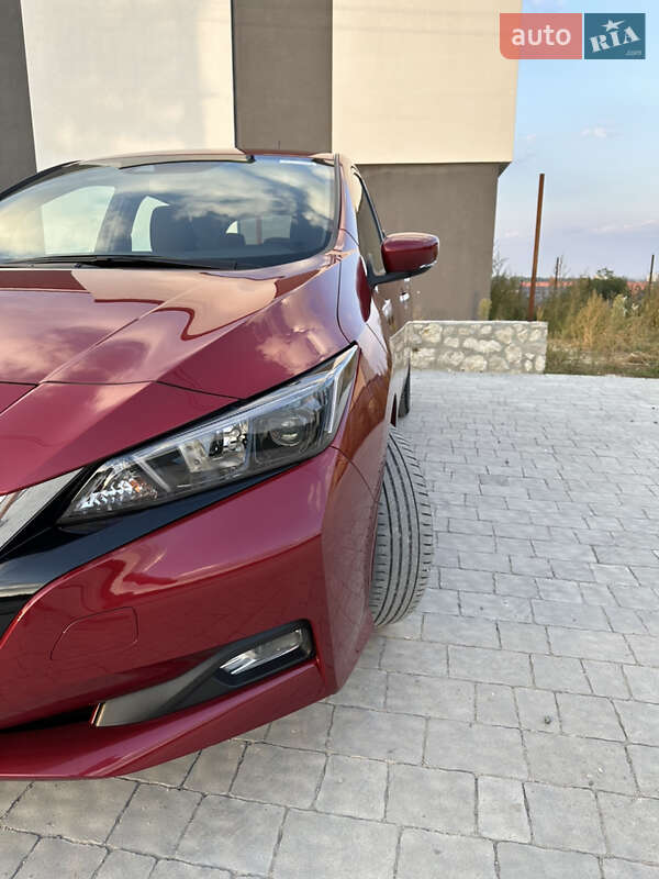 Nissan Leaf 2021