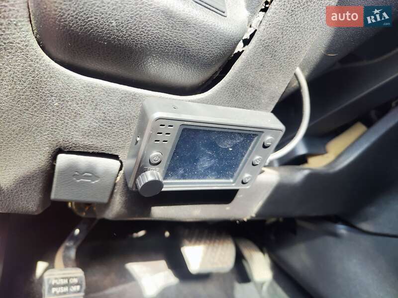 Хэтчбек Nissan Leaf 2013 в Каменец-Подольском