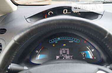 Хэтчбек Nissan Leaf 2014 в Луцке