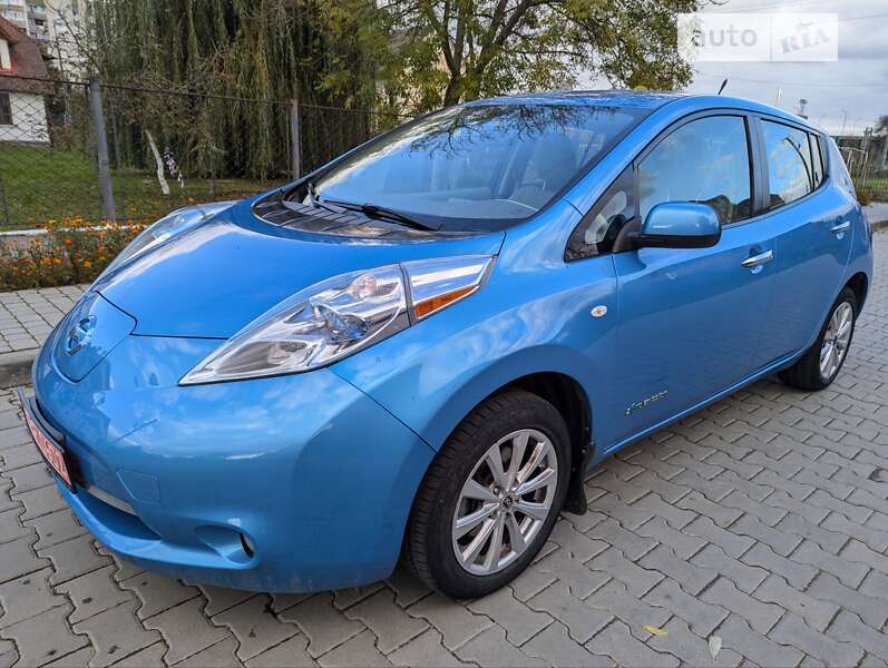 Хэтчбек Nissan Leaf 2012 в Дрогобыче