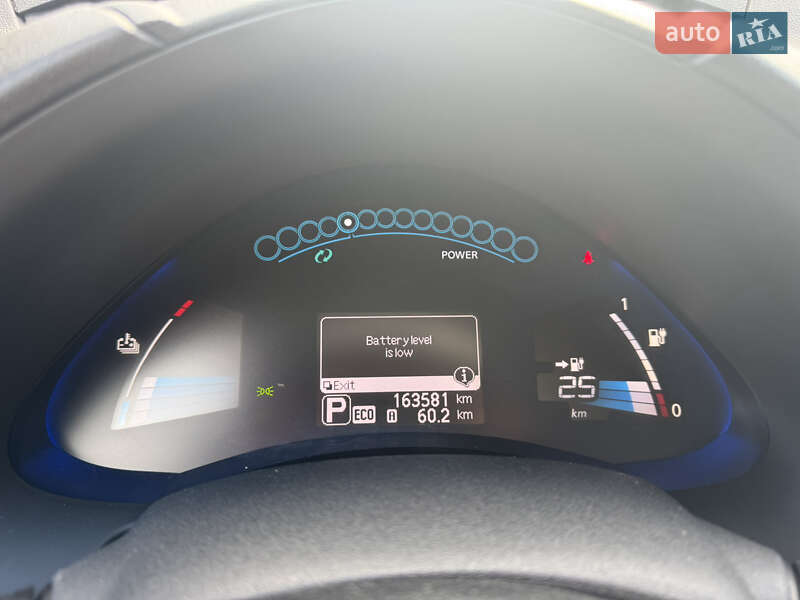 Хэтчбек Nissan Leaf 2013 в Одессе