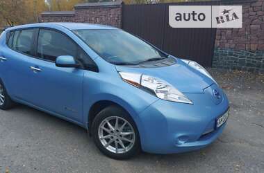 Хетчбек Nissan Leaf 2014 в Житомирі