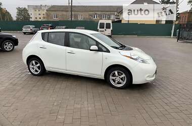 Хетчбек Nissan Leaf 2011 в Володимир-Волинському