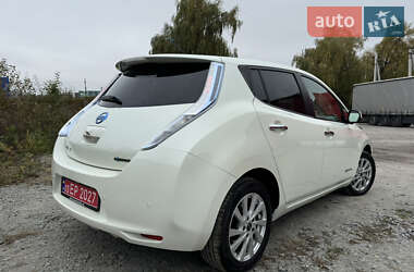 Хэтчбек Nissan Leaf 2011 в Львове