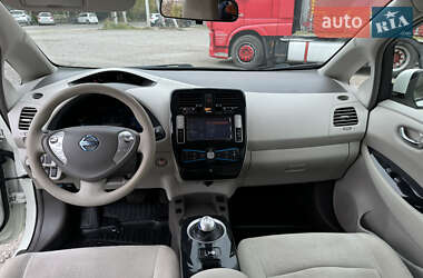 Хэтчбек Nissan Leaf 2011 в Львове