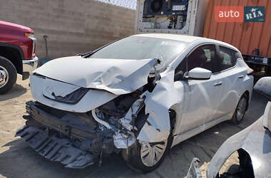 Хетчбек Nissan Leaf 2022 в 