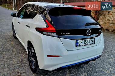 Хэтчбек Nissan Leaf 2019 в 