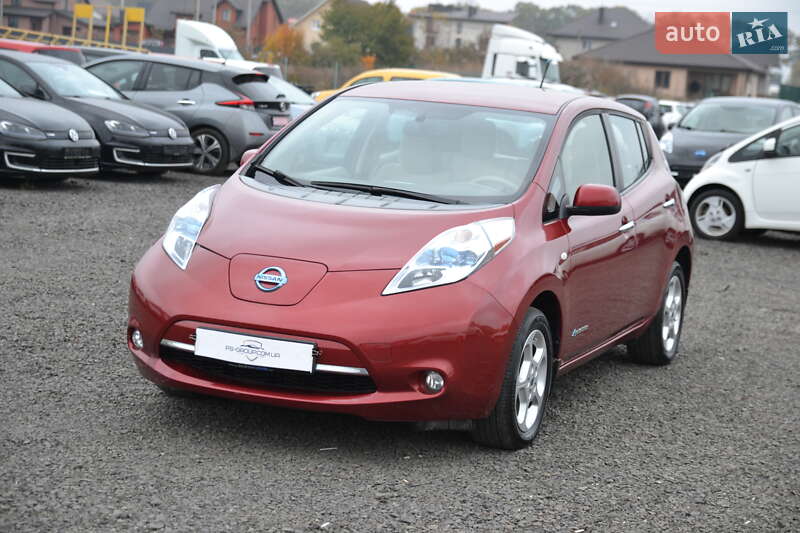 Хетчбек Nissan Leaf 2012 в Луцьку