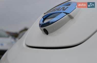 Хэтчбек Nissan Leaf 2013 в Луцке