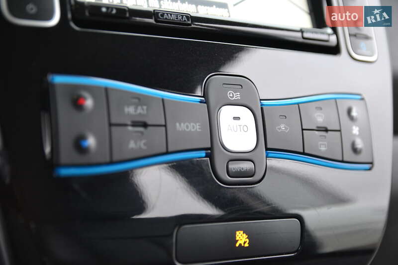 Хэтчбек Nissan Leaf 2013 в Луцке