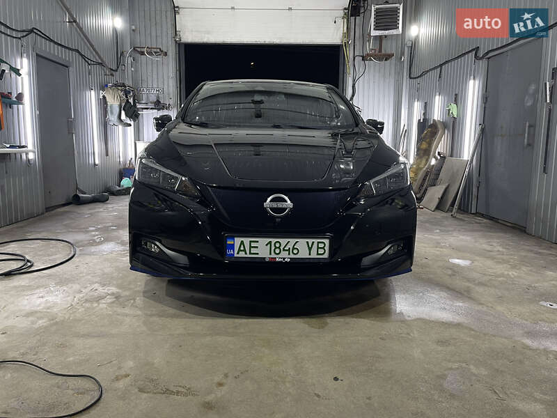Хэтчбек Nissan Leaf 2019 в Днепре