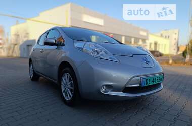 Хетчбек Nissan Leaf 2015 в Рівному