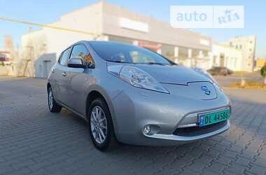 Хетчбек Nissan Leaf 2015 в Рівному