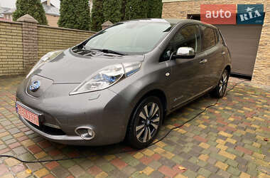 Хэтчбек Nissan Leaf 2014 в Черновцах