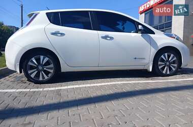 Хэтчбек Nissan Leaf 2015 в Хмельницком