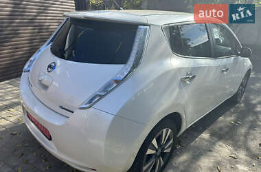 Хэтчбек Nissan Leaf 2014 в Одессе