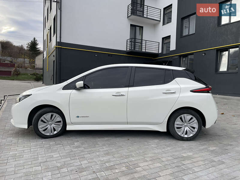 Хетчбек Nissan Leaf 2018 в Кременці
