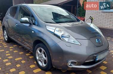 Хэтчбек Nissan Leaf 2014 в Виннице