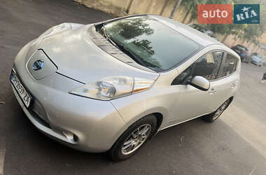 Хэтчбек Nissan Leaf 2015 в Одессе