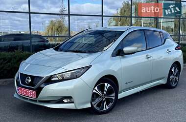 Хэтчбек Nissan Leaf 2018 в Днепре