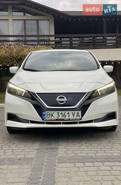 Хэтчбек Nissan Leaf 2018 в Ровно