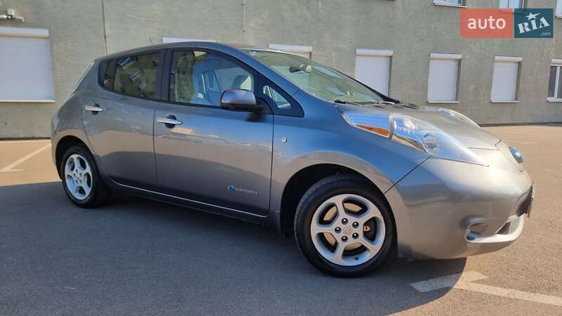 Хэтчбек Nissan Leaf 2014 в Киеве фото 4 Хэтчбек Nissan Leaf 2014 в Киеве