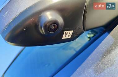 Хэтчбек Nissan Leaf 2020 в 