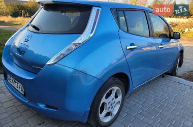 Хетчбек Nissan Leaf 2013 в Дніпрі