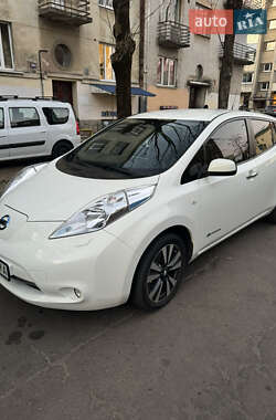 Хэтчбек Nissan Leaf 2017 в Львове