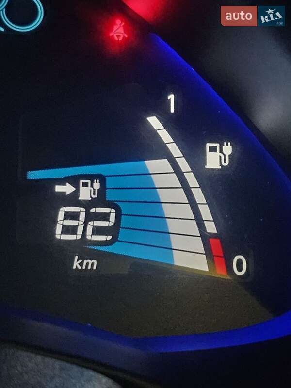 Хэтчбек Nissan Leaf 2017 в Луцке фото 12 Хэтчбек Nissan Leaf 2017 в Луцке