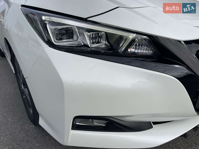 Хэтчбек Nissan Leaf 2018 в Одессе