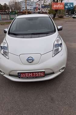 Хетчбек Nissan Leaf 2014 в Кропивницькому