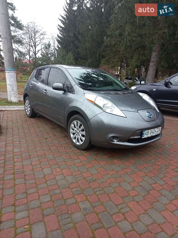 Хэтчбек Nissan Leaf 2017 в Ивано-Франковске