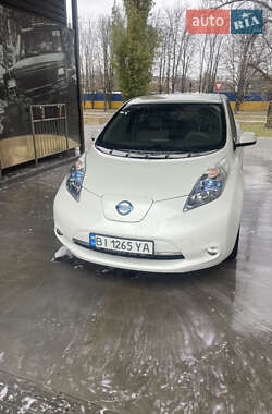 Хэтчбек Nissan Leaf 2012 в Кременчуге