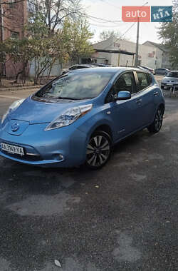 Хетчбек Nissan Leaf 2013 в Харкові