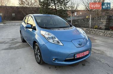 Хетчбек Nissan Leaf 2014 в Кам'янець-Подільському